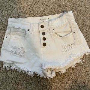 Bullhead ripped white jean shorts!
